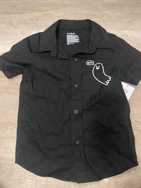 NWT Cat & Jack Black Button-Down Shirt with White Ghost Embroidery Boys 3T